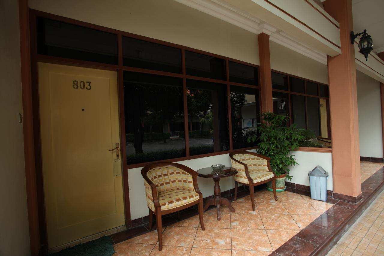 تْشيريبون Langensari Hotel المظهر الخارجي الصورة