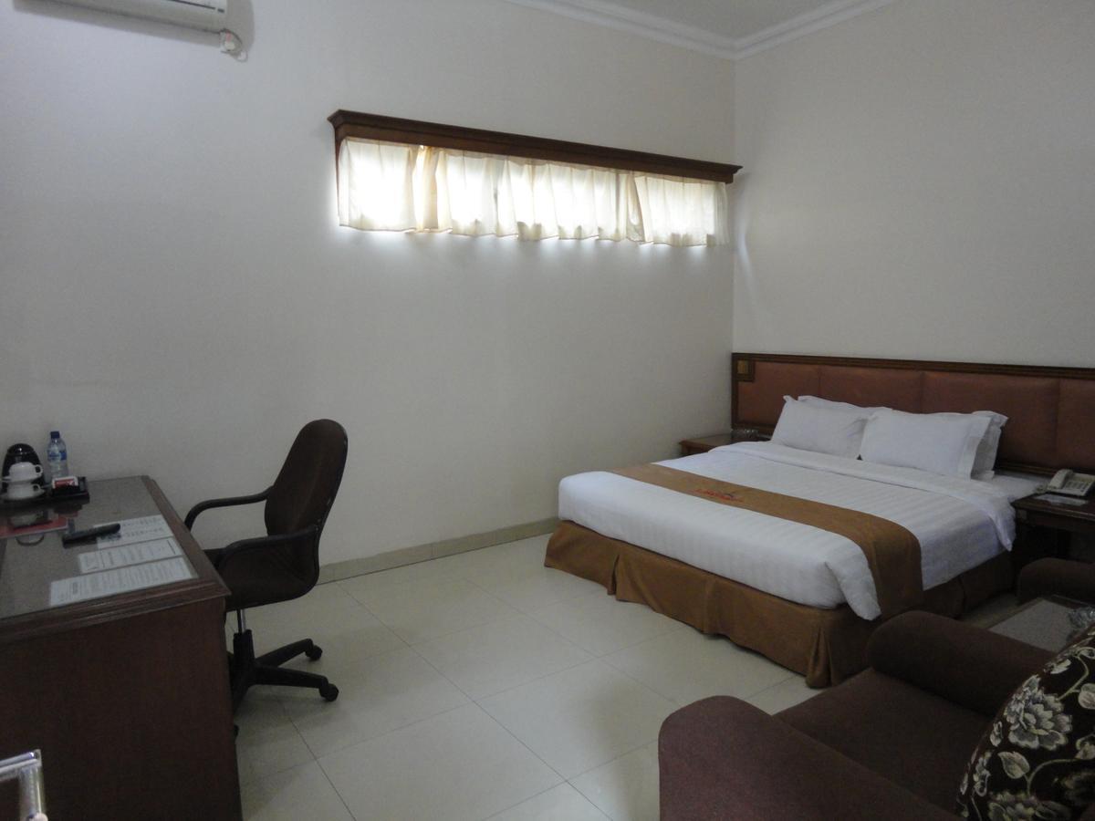 تْشيريبون Langensari Hotel المظهر الخارجي الصورة